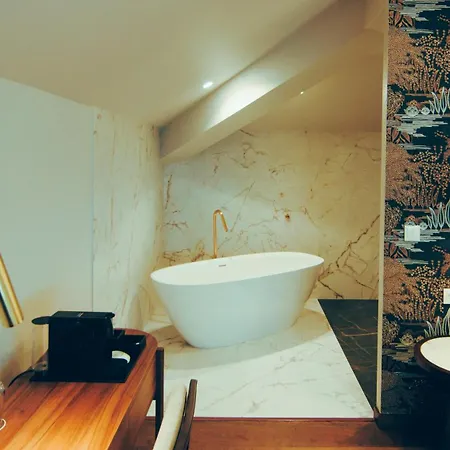 Estalagem Santa Iria & Hotel 4*