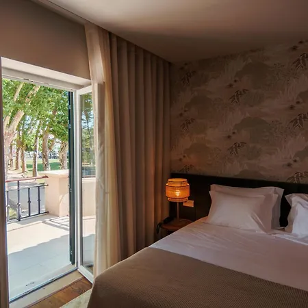 Estalagem Santa Iria & 4*
