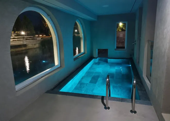 Estalagem Santa Iria & Hotel