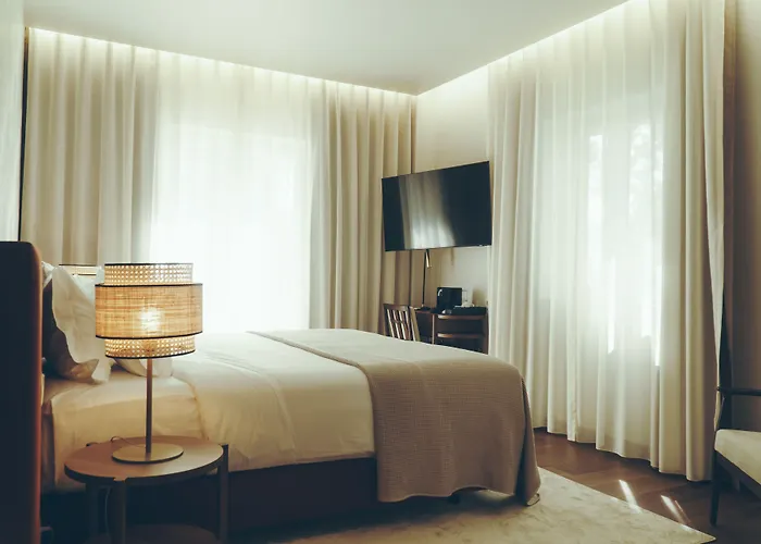 Estalagem Santa Iria & Hotel 4*